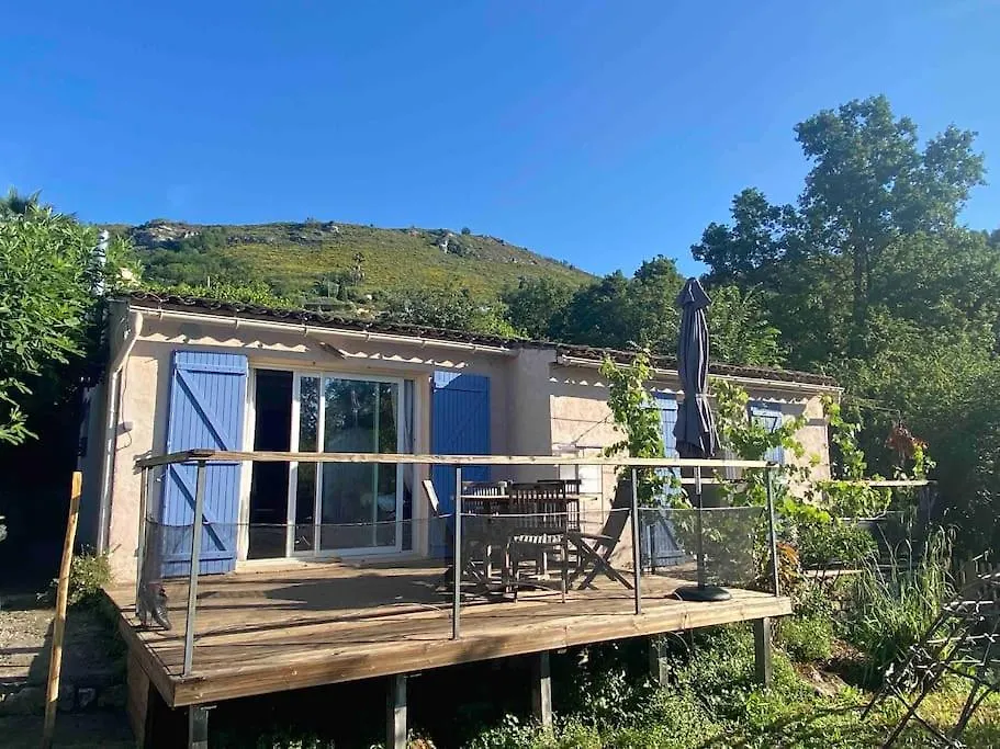 بيت للعطل Jolie Maisonnette Avec Piscine توريتس سور لوب فرنسا